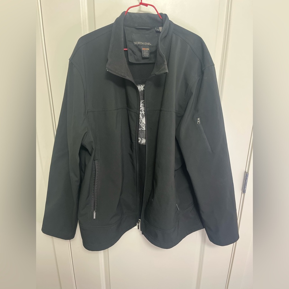 North End Men's Black Jacket with graphics on the back in size XL